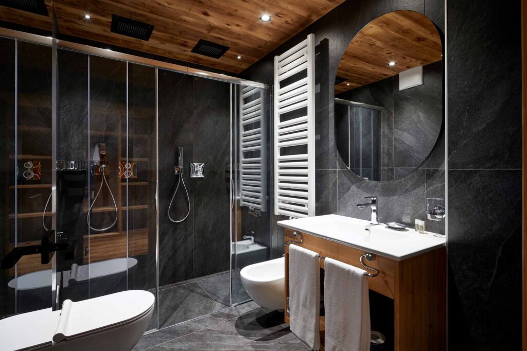 0105 Garni dello Sportivo camera deluxe bagno madonna campiglio