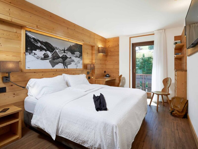 0164 Garni dello Sportivo Camere matrimoniali e familiari letto campiglio